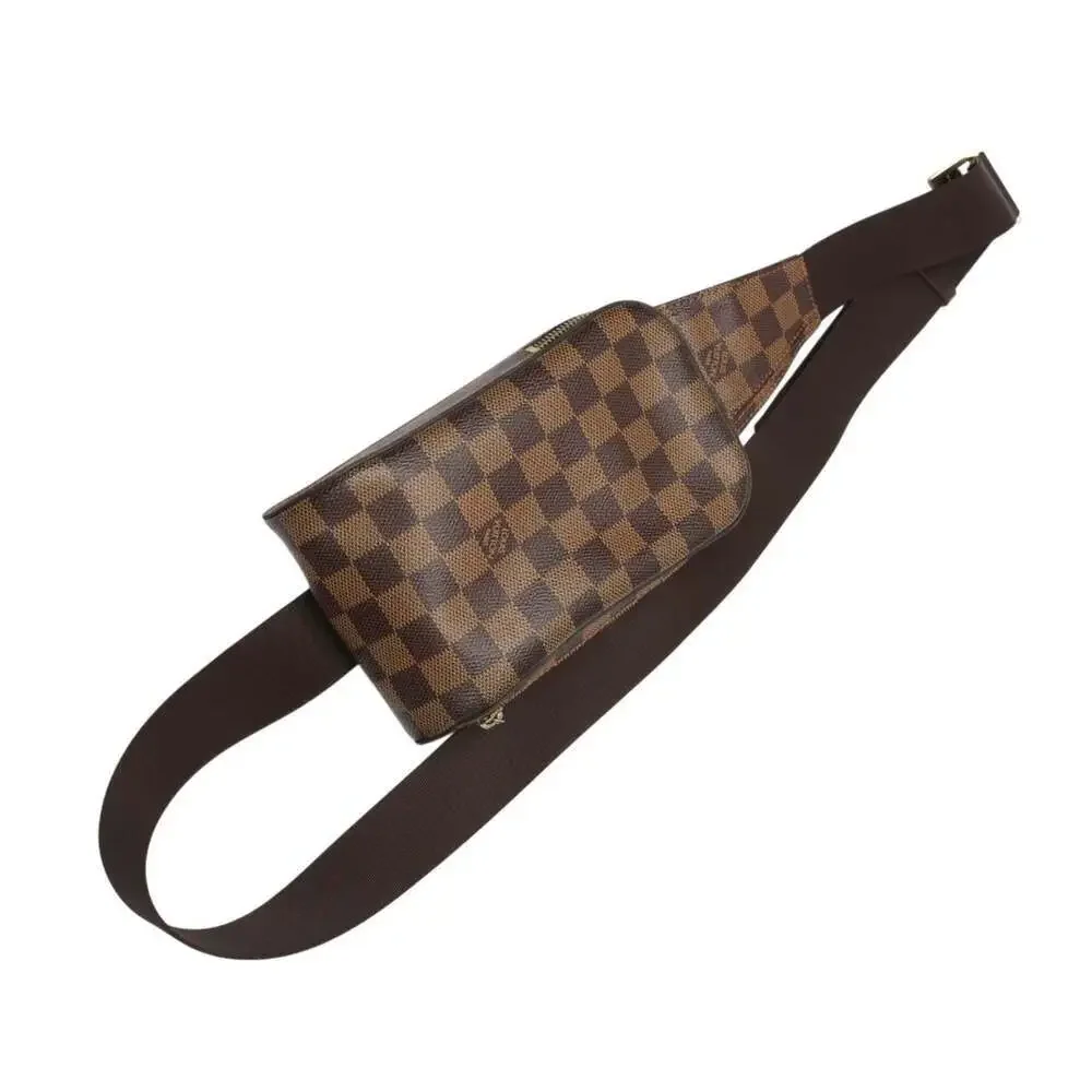 LOUIS VUITTON Brown Damier Pouch